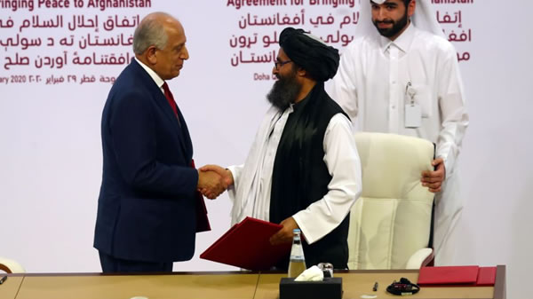 paz con los talibanes afganos Estados Unidos firma acuerdo de paz con los talibanes afganos