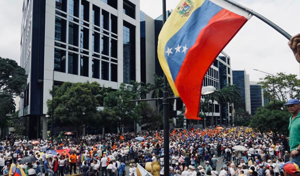 Oposición venezolana Oposición venezolana anuncia que continuará la presión de calle