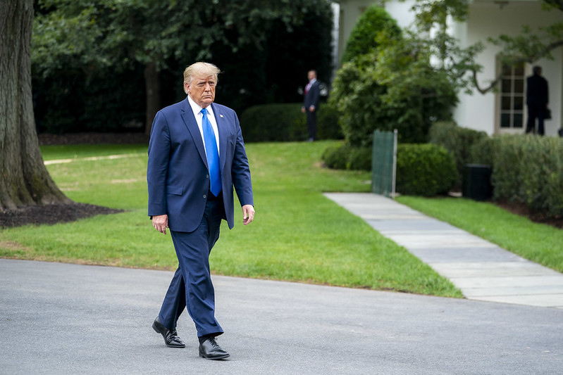 Trump insiste Trump insiste: "La cura no puede ser peor que el problema"