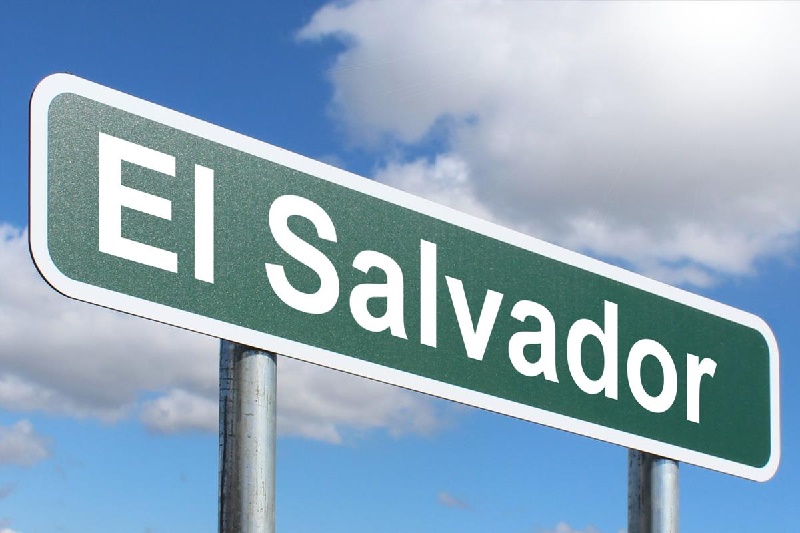 solicitantes de asilo Estados Unidos se prepara para enviar solicitantes de asilo a El Salvador