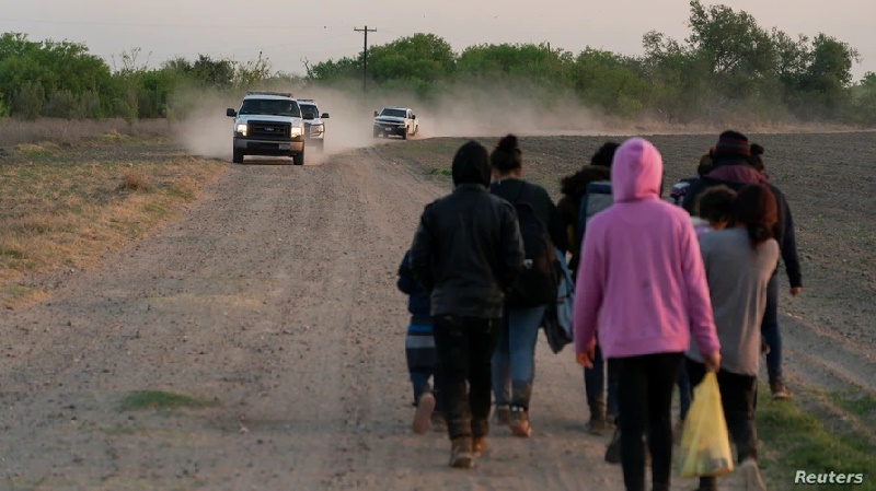 expulsión de migrantes La Casa Blanca no descarta suspender la expulsión de migrantes