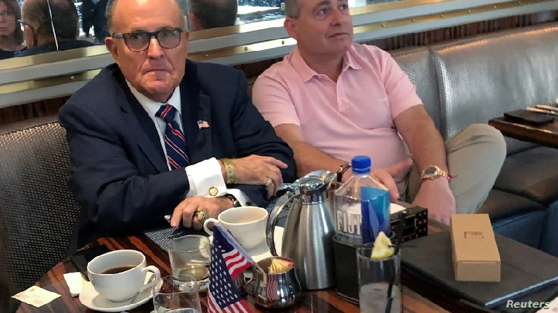 Rudolph Giuliani Investigadores federales allanan apartamento del abogado de Trump, Rudolph Giuliani