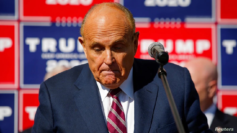 Biden se desmarca de la investigación Biden se desmarca de la investigación que se cierne sobre Trump