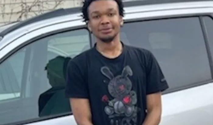 Acusan a Joven de Minneapolis de asesinato intencional en segundo grado George Zeon