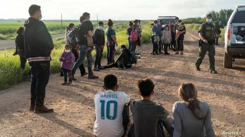 ¿Qué significa para los inmigrantes la nueva política de deportación? nueva política de deportación