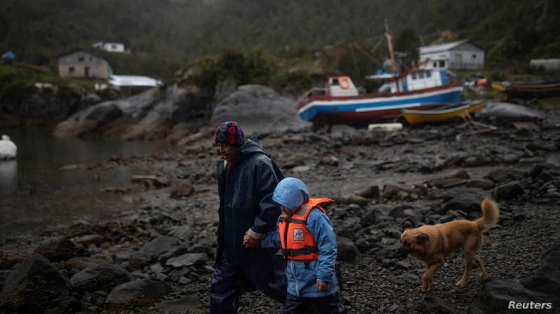 Satélites de Elon Musk alumbran con internet una remota aldea de pescadores en Chile Satélites de Elon Musk