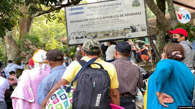 Unos 35.000 nicaragüenses se han vacunado en Honduras con primera dosis de Moderna o Pfizer Nicaragüenses se han vacunado en Honduras