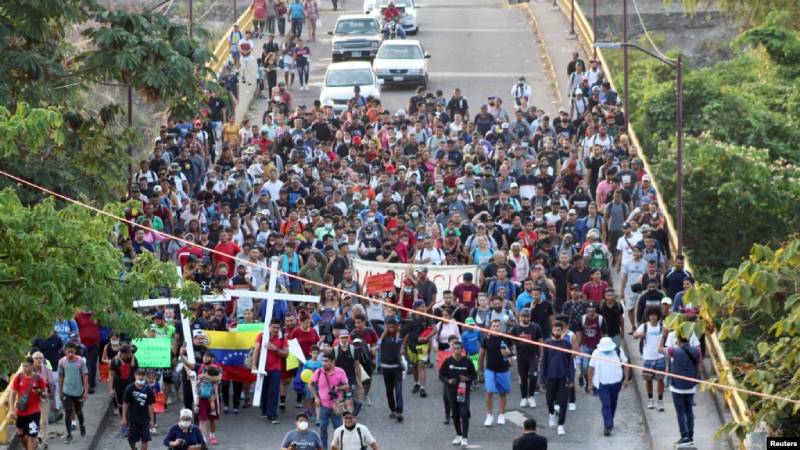 EEUU intercepta cifra récord de migrantes en frontera con México en marzo Cifra récord de migrantes