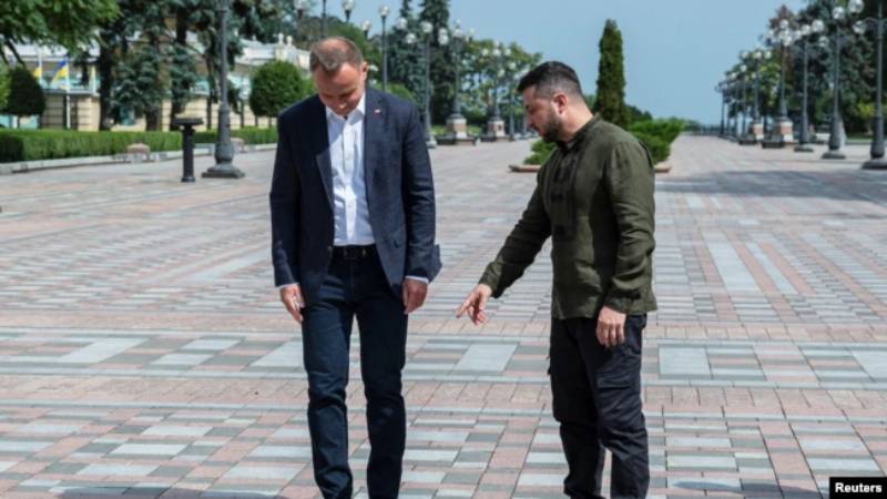 EEUU insta a sus ciudadanos a abandonar Ucrania ante temores de ataques rusos a la capital