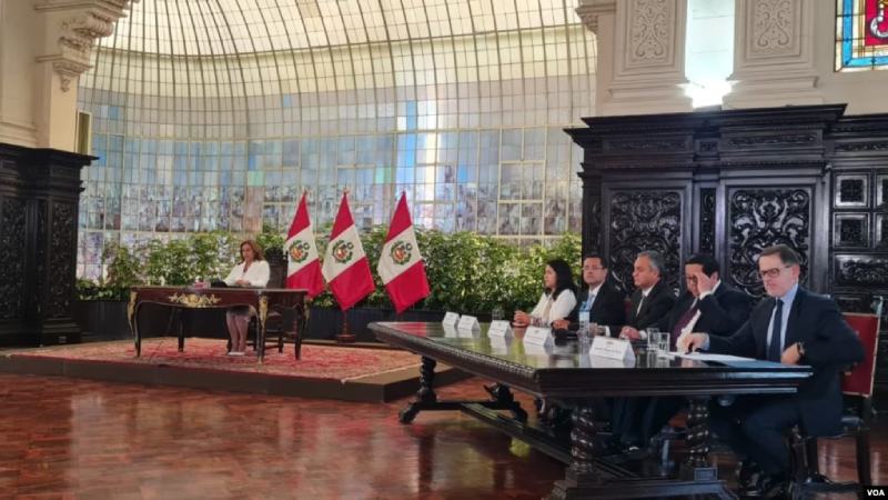 Boluarte pide tregua nacional y ratifica que no renunciará a la presidencia