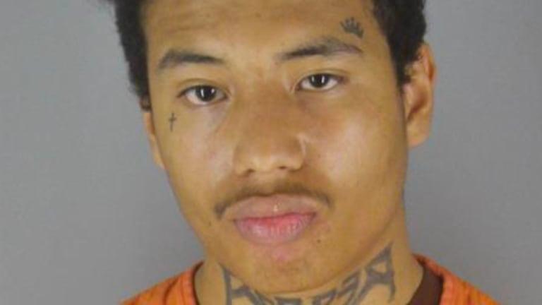 Acusan a un hombre por dispararle a dos mujeres en Minneapolis Acusan a un hombre por dispararle a dos mujeres en Minneapolis