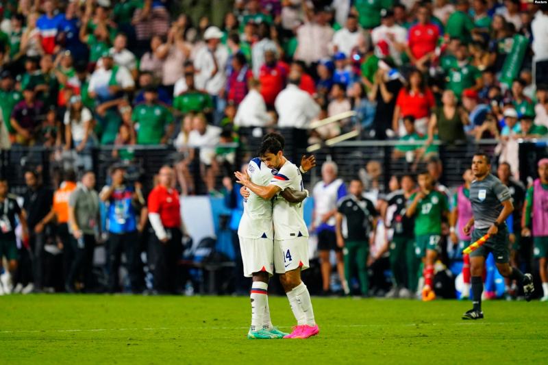 La sangre latina impulsa el avance de la selección de EEUU en la Copa Oro