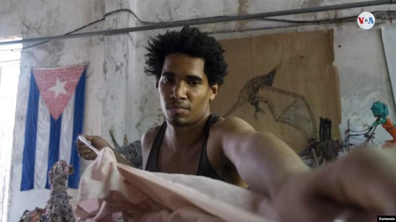 gobierno castiga uso que algunos cubanos hacen de símbolos patrios