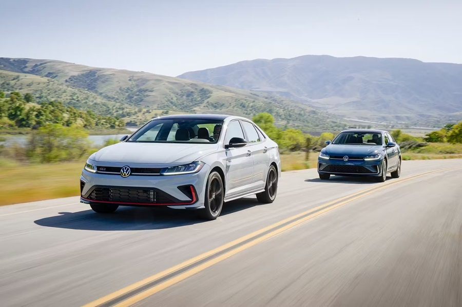Volkswagen Jetta GLI Autobahn del 2025