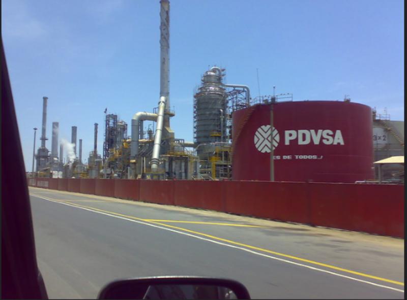 Venezolana PDVSA reinicia unidad clave para producción de gasolina de segunda mayor refinería Venezolana PDVSA