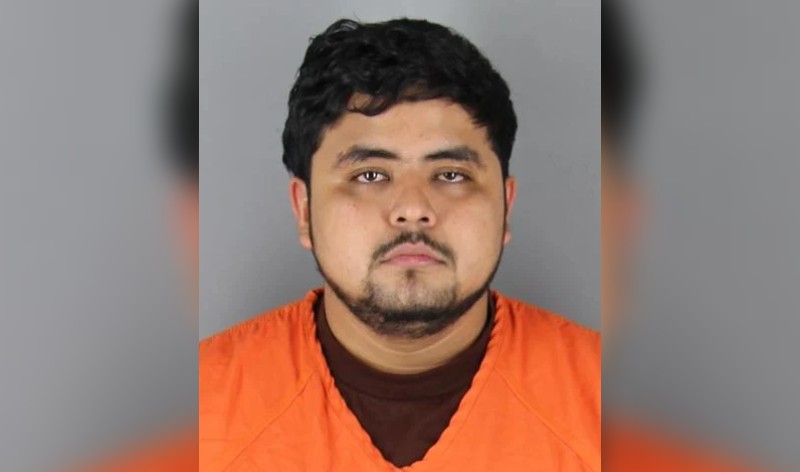 Arrestan a un hombre de Minneapolis tratando de transportar casi cinco libras de fentanilo Arrestan a un hombre de Minneapolis tratando de transportar casi cinco libras de fentanilo