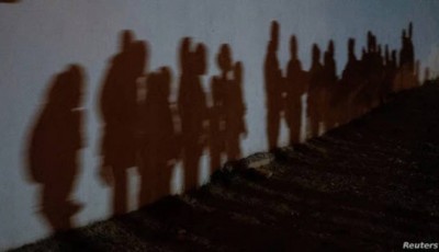 Los inmigrantes desafían las bajas temperatura