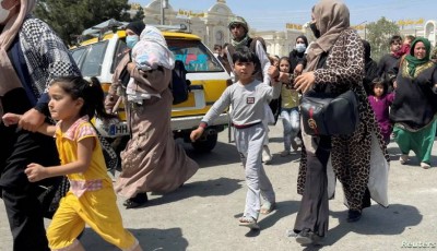 Caos en aeropuerto de Kabul