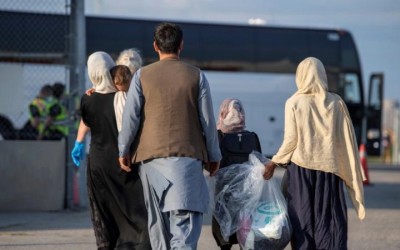 Partidos políticos en Canadá abren las puertas a los inmigrantes