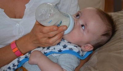 escasez de fórmula para bebés en EEUU
