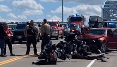 Muere un motociclista de Minnesota tras ser atropellado