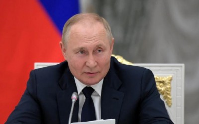 Putin dice que la guerra en Ucrania fortalecerá a Rusia