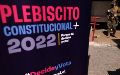 Chilenos rechazan por amplio margen propuesta para nueva Constitución