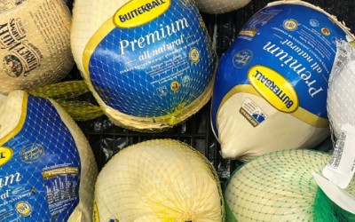 Familias y bancos de alimentos sienten la inflación este Día de Acción de Gracias