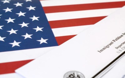 USCIS emite nuevas green cards