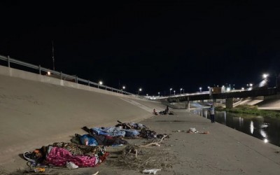 Migrantes que llegan a El Paso huyendo de la violencia