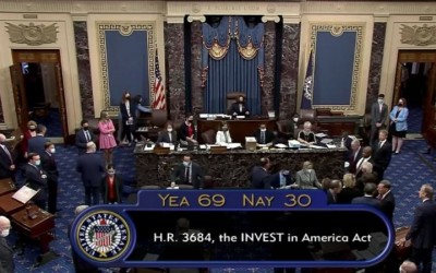 Proyecto bipartidista de cinco senadores busca levantar embargo comercial a Cuba