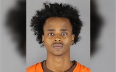 Hombre acusado de matar a un joven de 16 años en Brooklyn Park