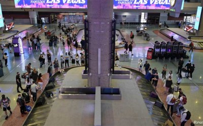 Anticipan grandes multitudes para temporada de viajes de verano en EEUU y altos precios