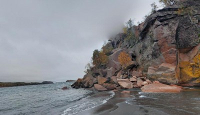 acantilado en Silver Bay