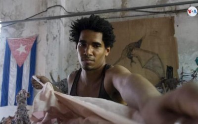 gobierno castiga uso que algunos cubanos hacen de símbolos patrios