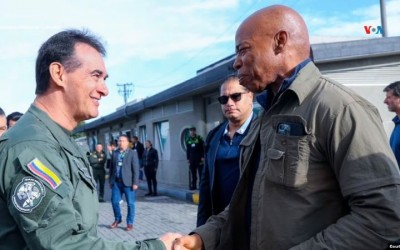 Alcalde de Nueva York sobrevoló selva del Darién
