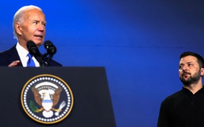 Biden anuncia ayuda militar de 8.000 millones de dólares para Ucrania