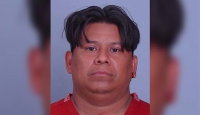 Guatemalteco arrastra 300 pies a agente de ICE