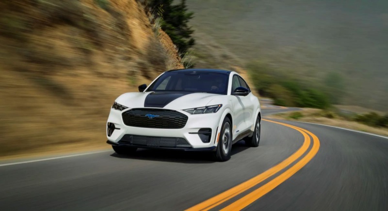 Ford Mustang Mach-E del 2026