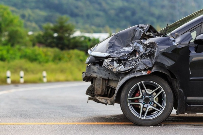 ¿Por qué la falta de mantenimientos en los autos conlleva a los accidentes?