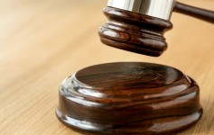 Condenan a prisión a hombre que irrumpió con un cuchillo en una vivienda de Rochester